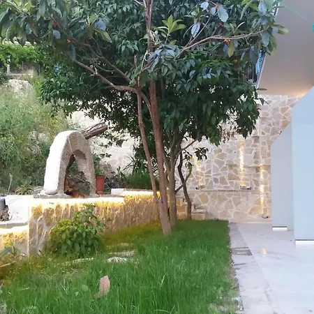 Akrotiri Panzió Vaszilikí