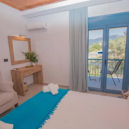 Akrotiri Bed & Breakfast