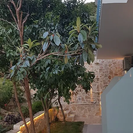 Panzió Akrotiri