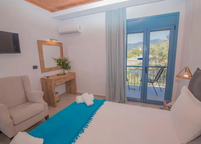 Akrotiri Oda ve Kahvaltı